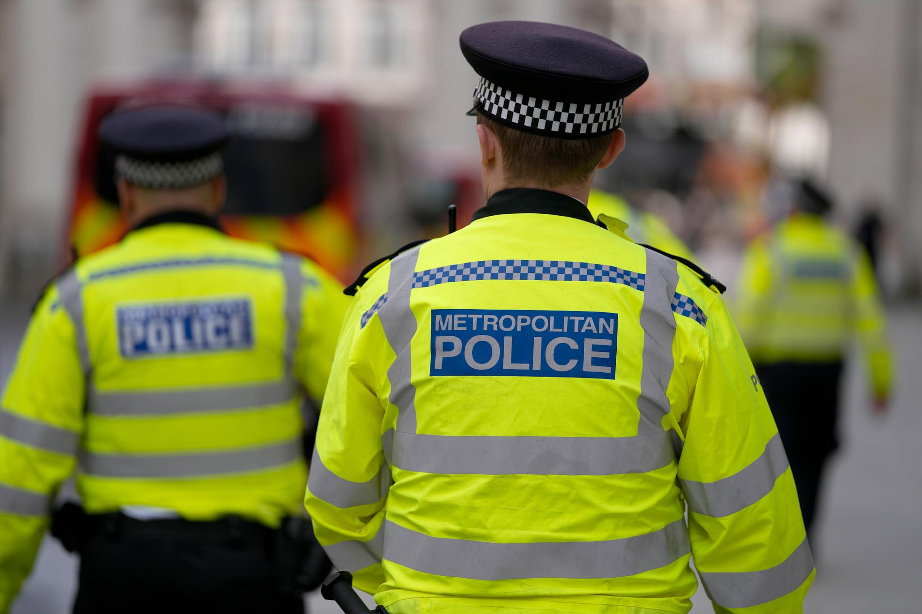 Brittisk polis åtalas för våldtäkt