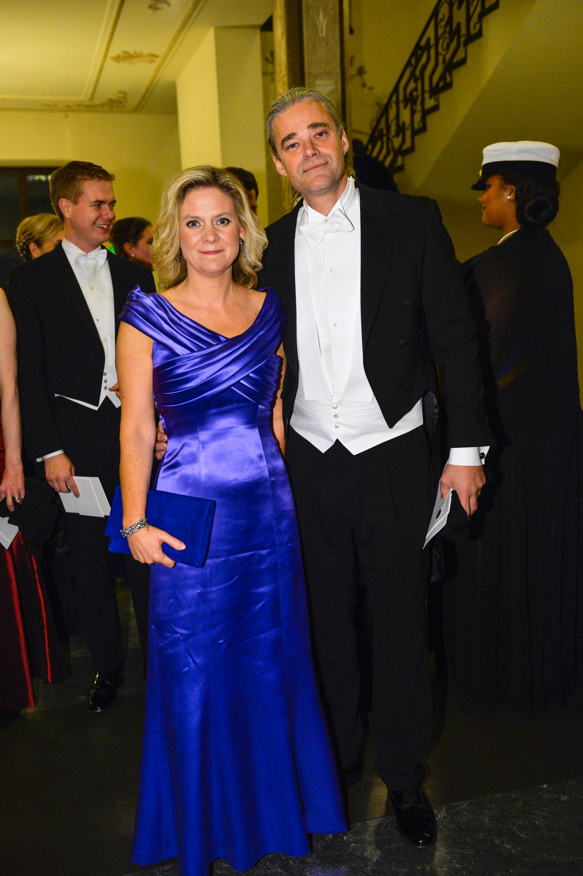 Magdalena Andersson och maken Richard Friberg på plats inför Nobelprisutdelningen i konserthuset i Stockholm 2014. Arkivbild.