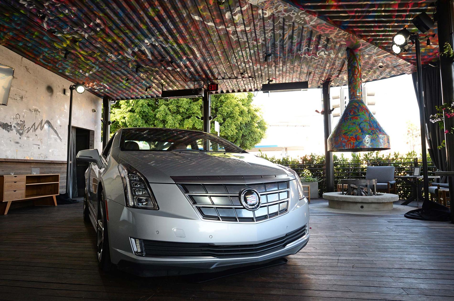 Cadillac ensamt har ökat med 63 procent i försäljning på ett år i Kina.