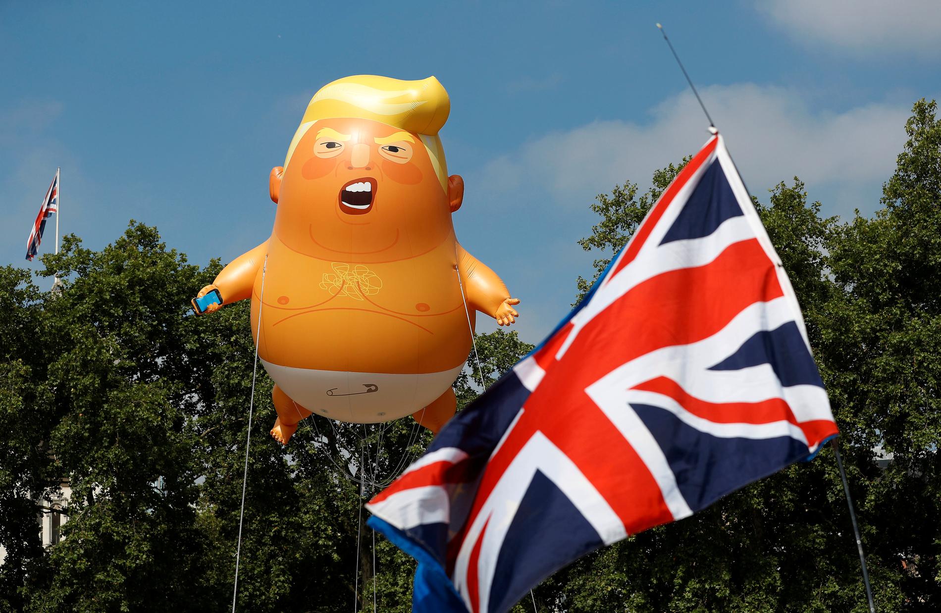 Trump hämnas efter hånet med ballongbabyn. 