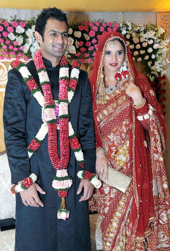 Mirza gifte sig med Shoaib Malik 2010.