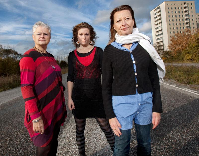 Karin Alfredsson, Linda Forsell och Kerstin Weigl har granskat det dödliga våldet mot kvinnor i tio länder jorden runt.