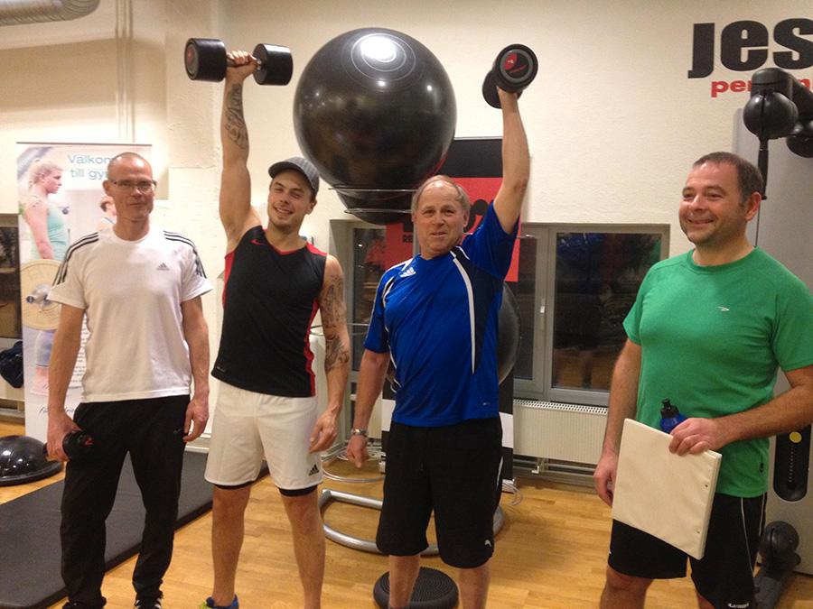 Joacim Andersson,Seth Nikolausson, Ingvar Svensson och Mats Ottosson tränar på arbetstid.