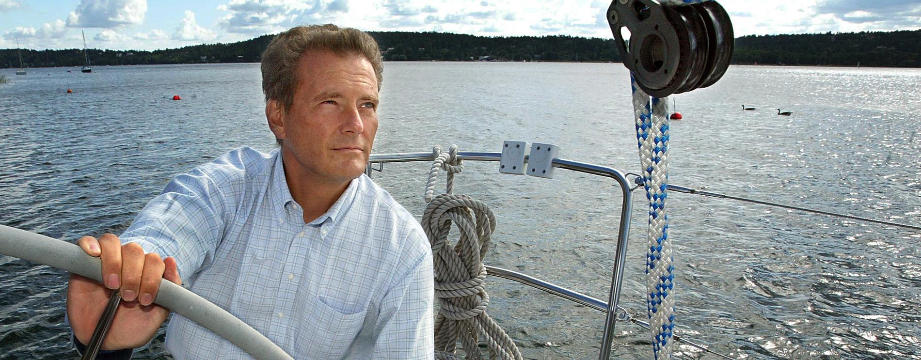 Carl-Henrik Svanberg är sedan länge en engagerad seglare. Här på en bild från 2003.