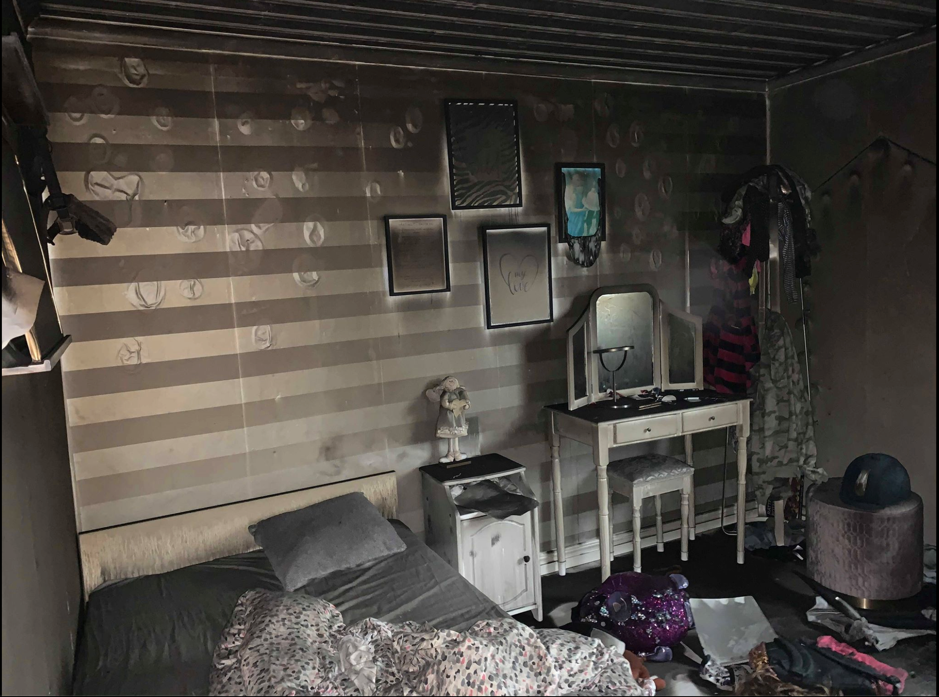 Flera av barnen låg och sov när branden startade, och vaknade av att sovrummen var rökfyllda. 
