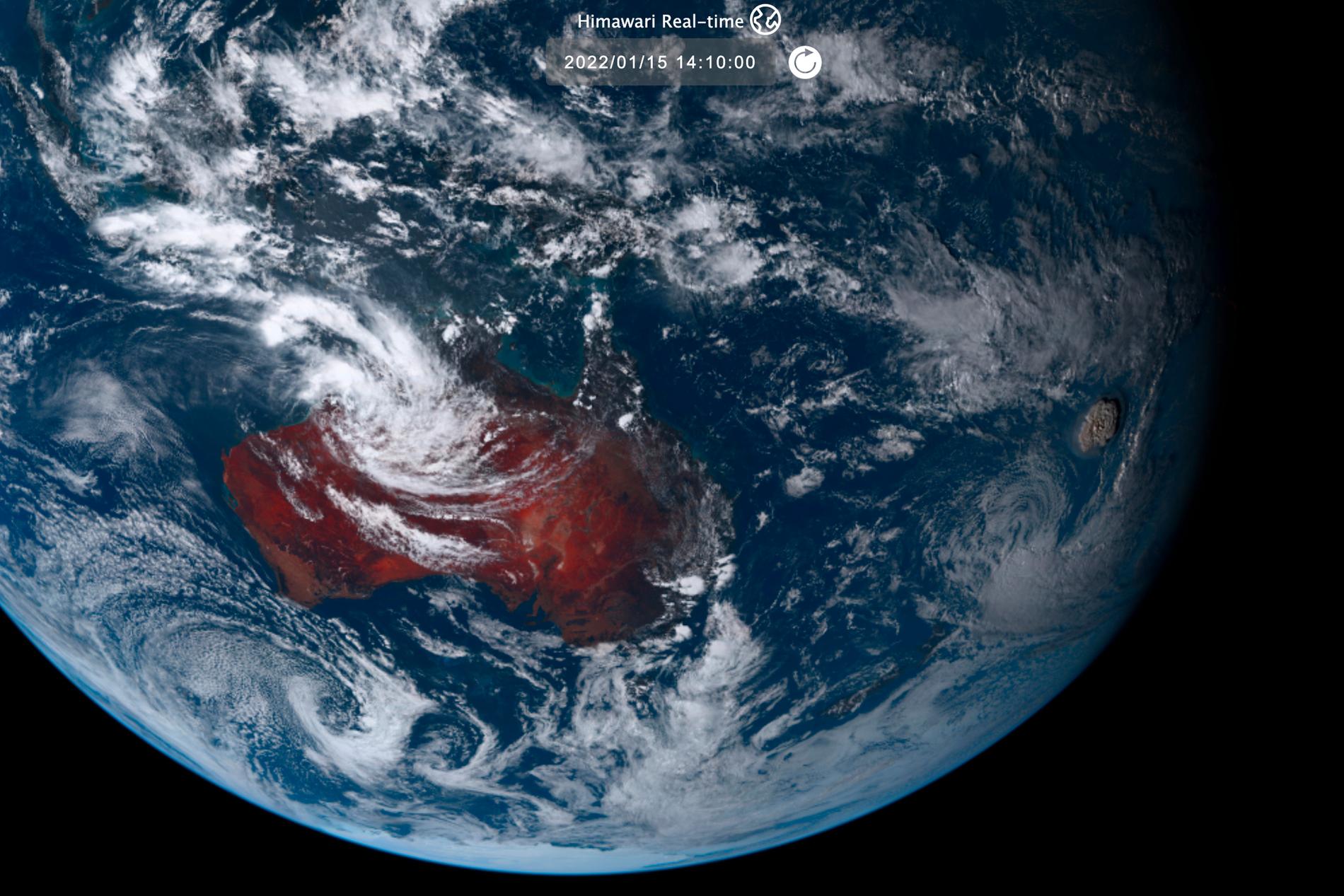 Denna satellitbild, tagen av den japanska vädersatteliten Himawari-8 som drivs av Japan Meteorological Agency, visar undervattensvulkanutbrottet i Stillahavsnationen Tonga. Bilden släpptes av National Institute of Information and Communications Technology (NICT).