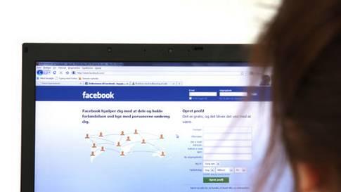 Om 82 år kan Facebook ha fler döda användare än levande, enligt en statistiker.