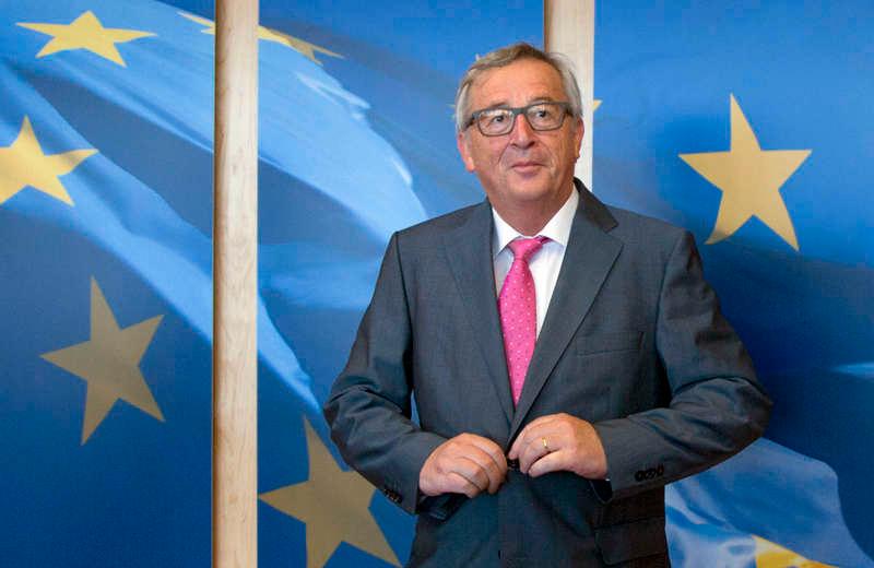 ”Klockan klämtar”, sa EU-kommissionens ordförande Jean-Claude Juncker i sitt brandtal för flyktingmottagningen i veckan.