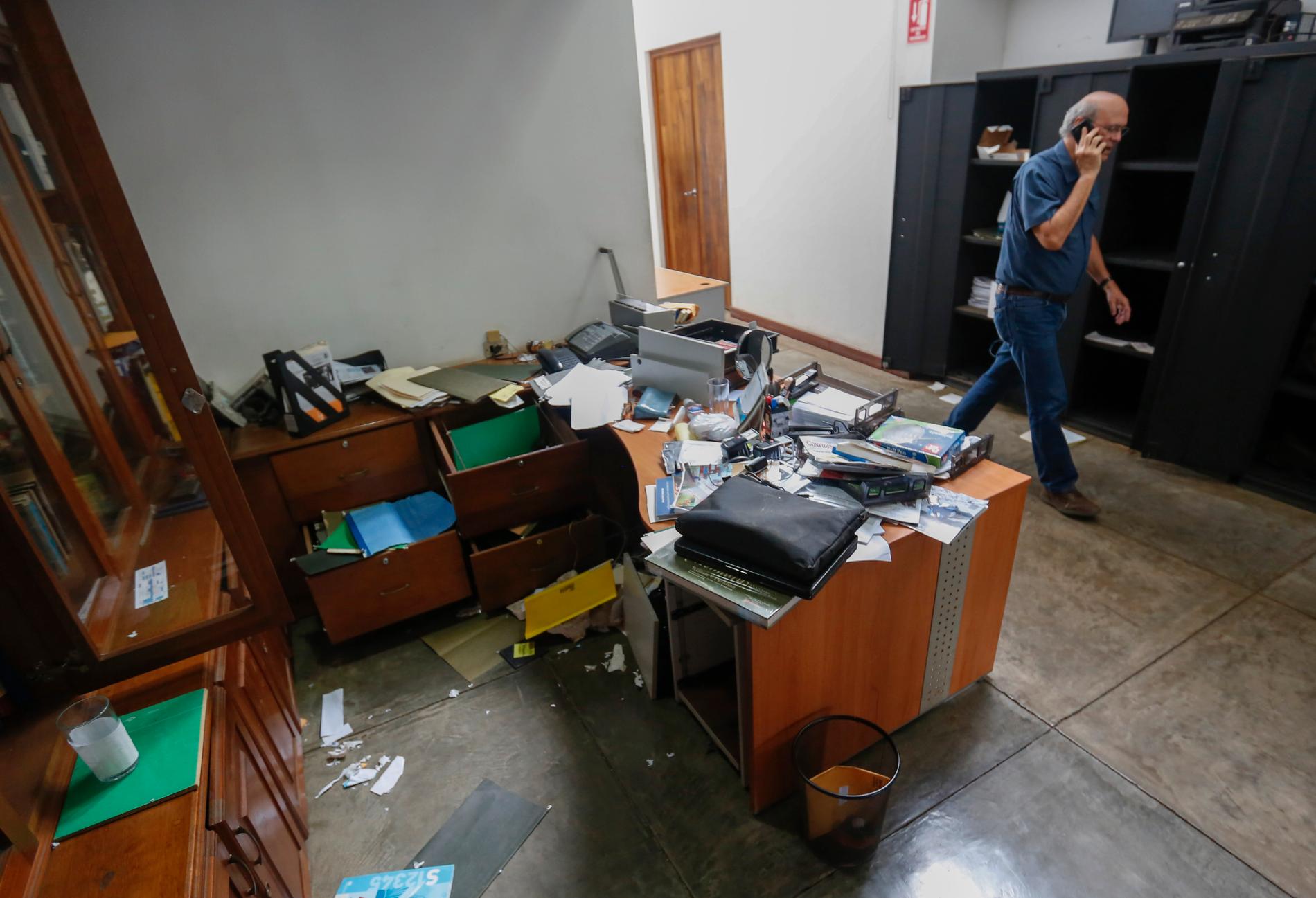 Polisen gjorde ett tillslag mot redaktören Carlos Fernando Chamorros kontor i torsdags. Arkivbild.