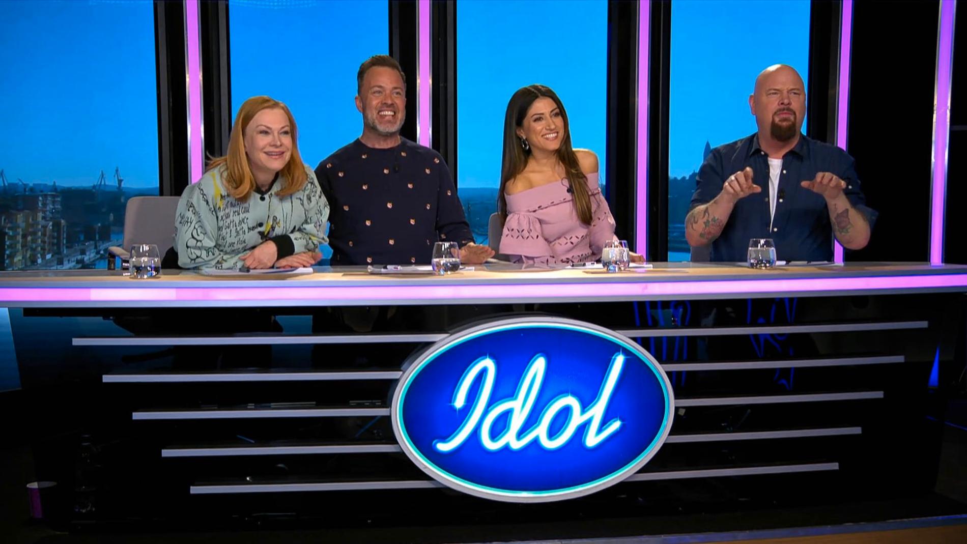 Kishti Tomita, Alexander Kronlund, Nikki Amini och Anders Bagge i ”Idol 2018”.