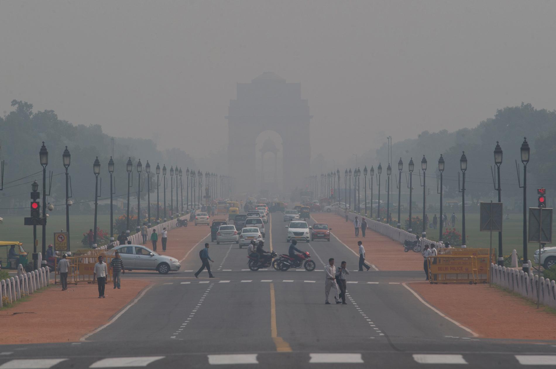 India Gate i Delhi i smog i november 2015.
