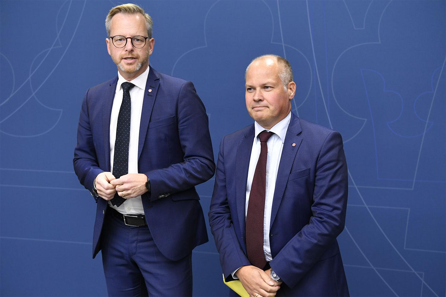 Inrikesminister Mikael Damberg (S) och justitieminister Morgan Johansson (S).