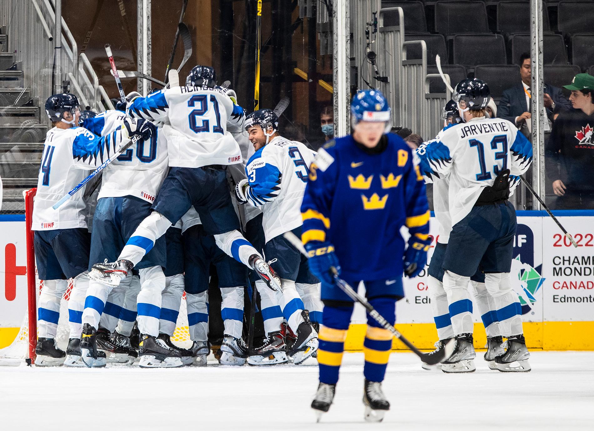 Finland spelar final mot Kanada i JVM.