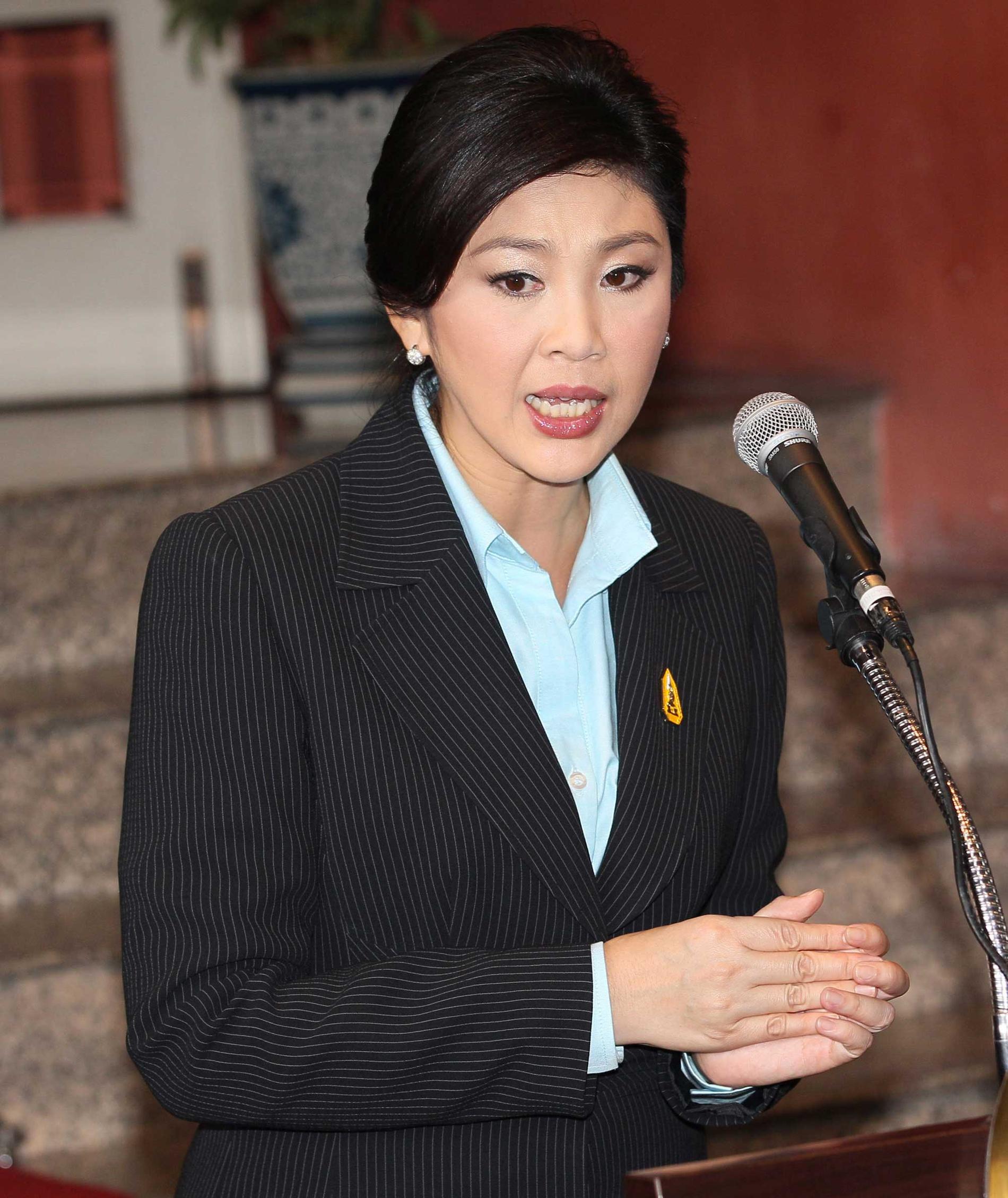 Thailands premiärminister Yingluck Shinawatra är bekymrad över situationen på Phuket.