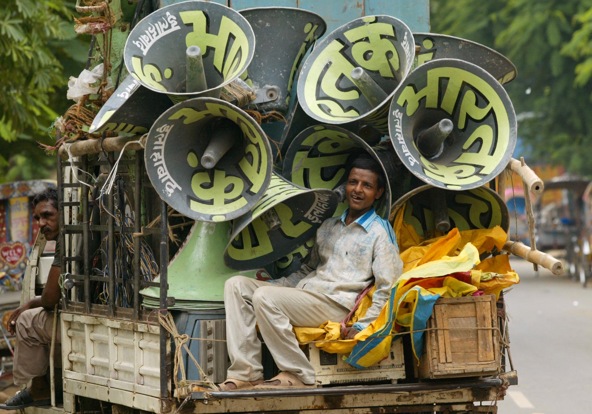 LJUDLIGT Anders Mildner har skrivit en bok om ljudsoppan som omger oss. På bilden: Marknaden i Allahabad, Indien.