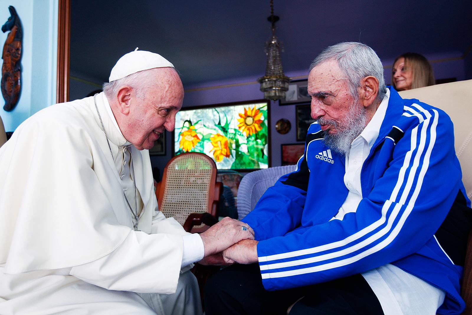 Påve Franciskus träffar Fidel Castro i Havanna i september 2015.