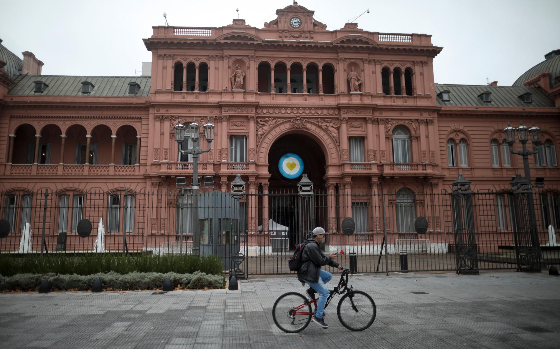 Strikta restriktioner råder fortfarande i Argentinas huvudstad Buenos Aires. Arkivbild.