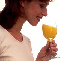 Drick apelsinjuice i stället för dyrt proteinpulver