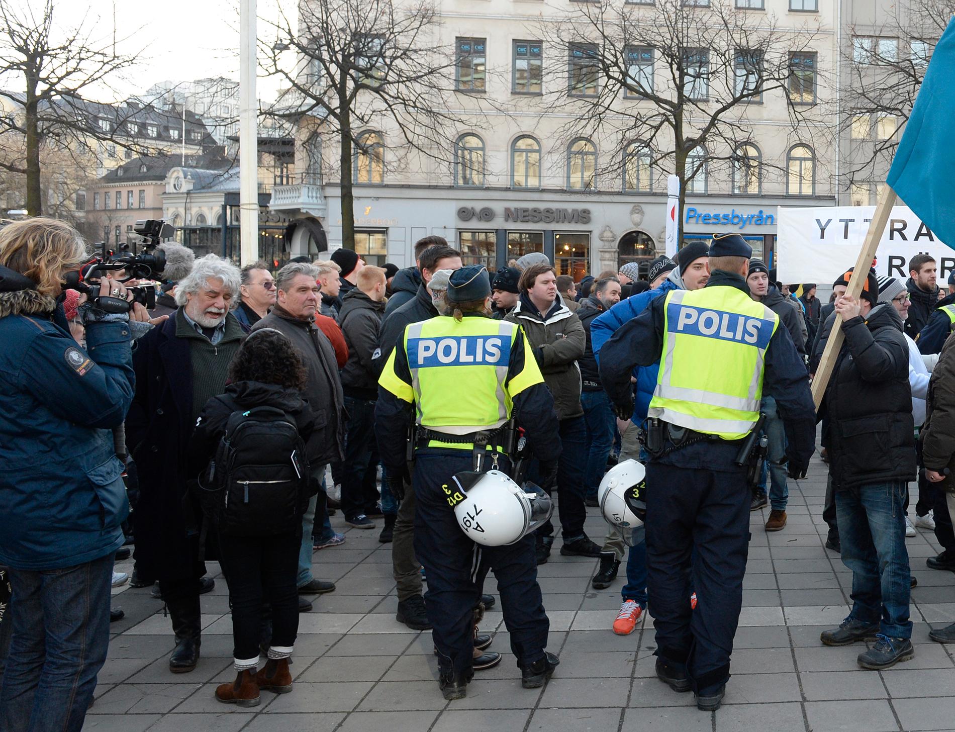 Arkivbild. Demonstration på Norrmalmstorg i januari 2016.