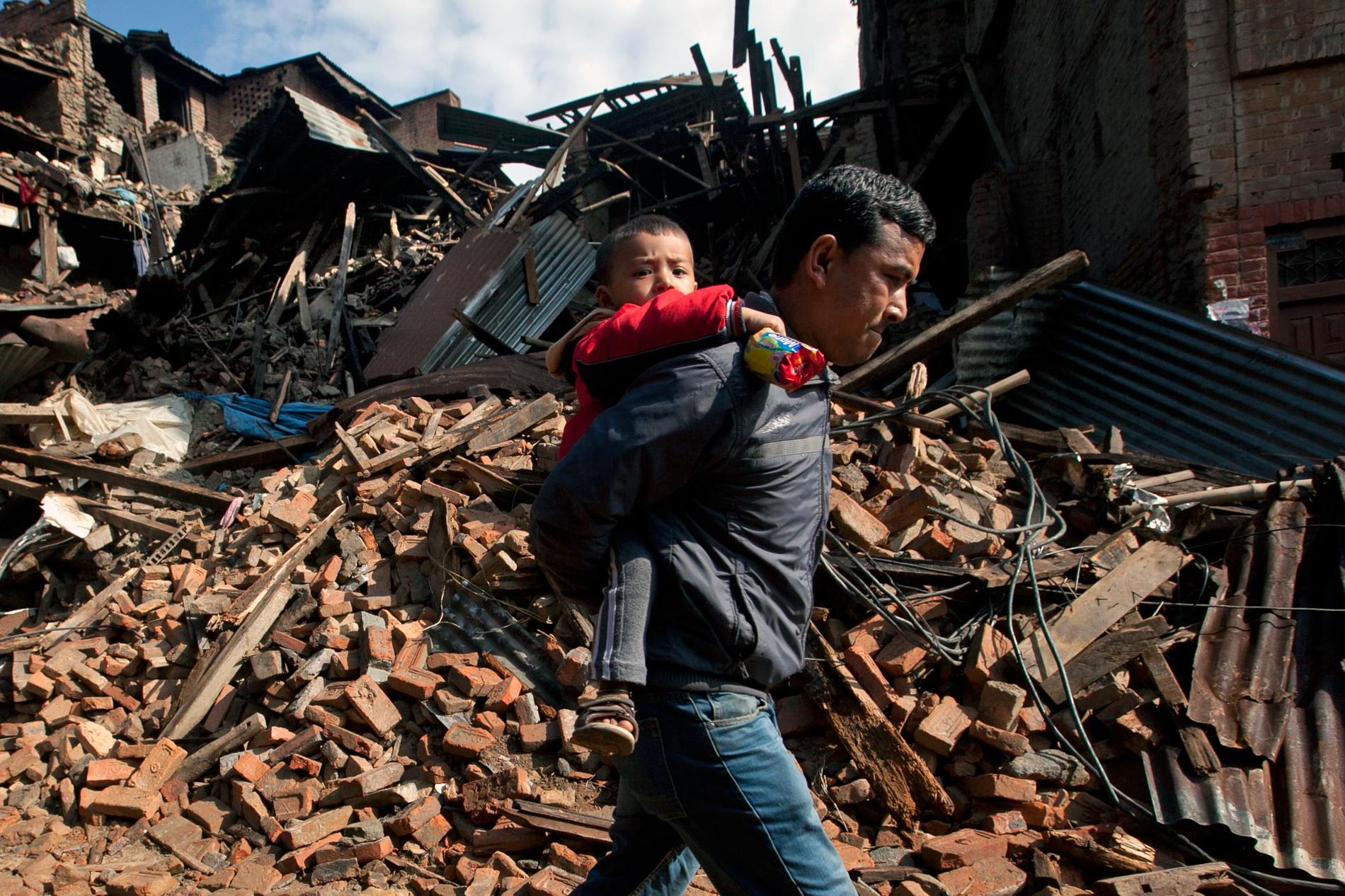 Nu kan du hjälpa offren i jordbävningskatastrofen i Nepal.