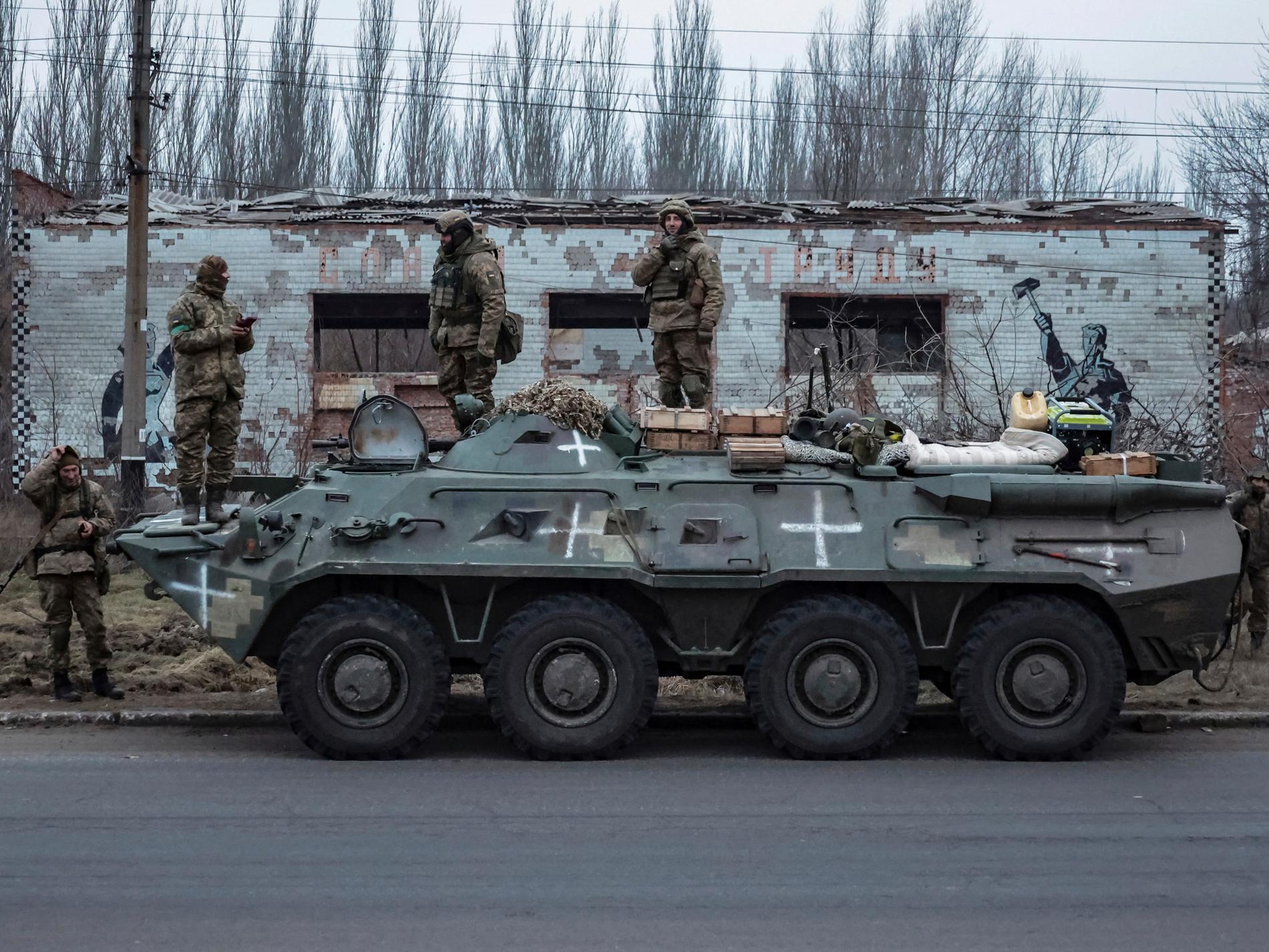 Ukraina: Motarbetat ryska attacker i Donetsk