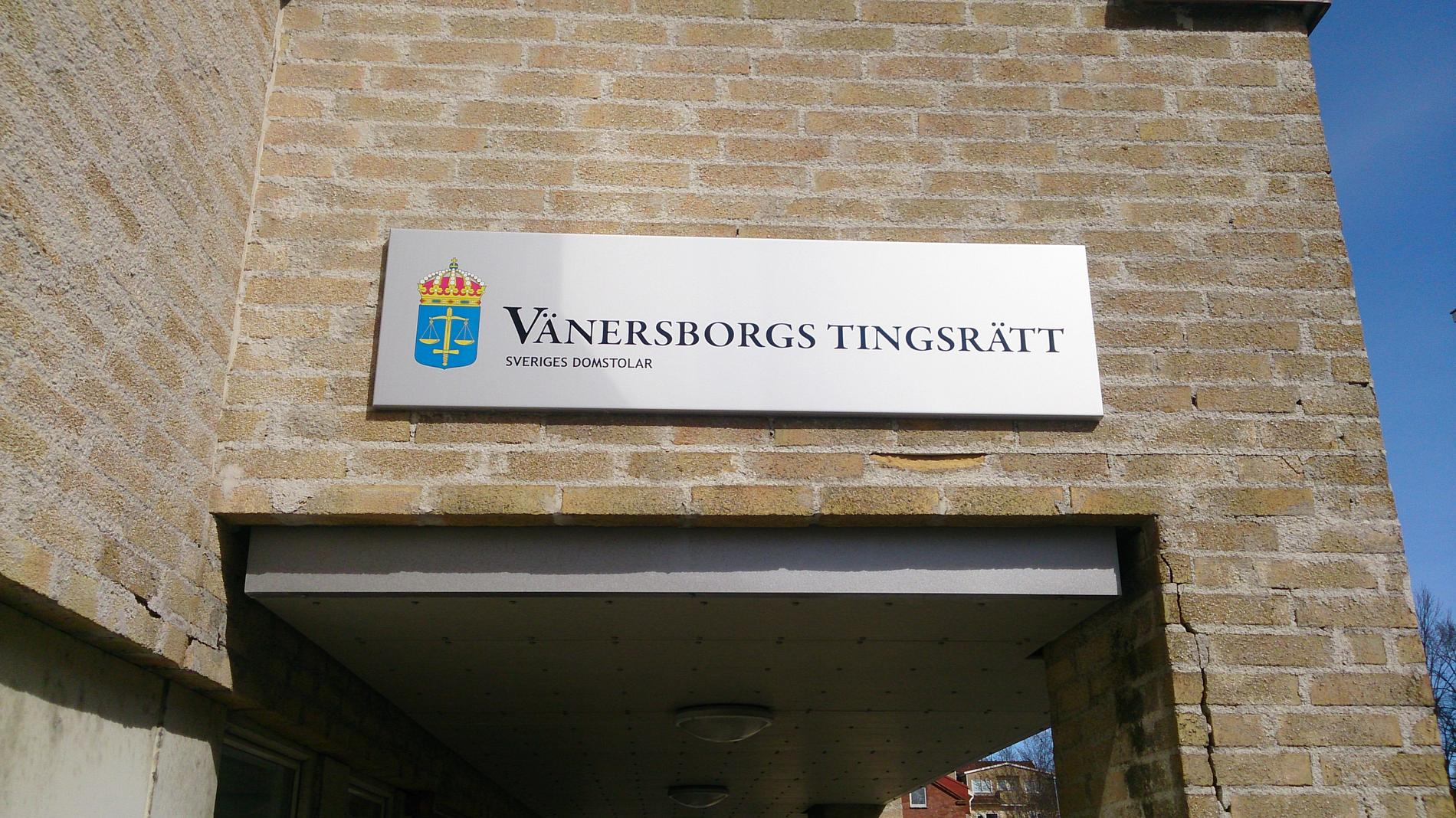 En man åtalas vid Vänersborgs tingsrätt, misstänkt för att ha mördat sin fru på en ort i Dalsland. Arkivbild.