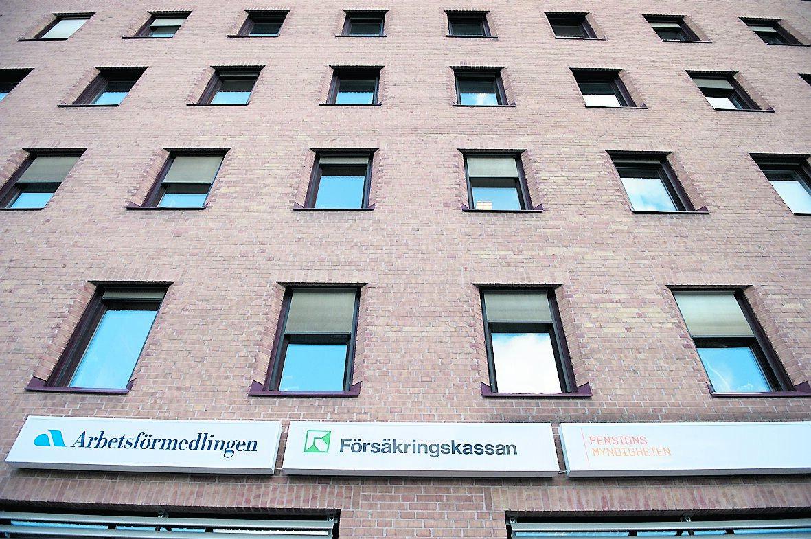Stänger Försäkringskassan i Skärholmen är för populär för sitt eget bästa.
