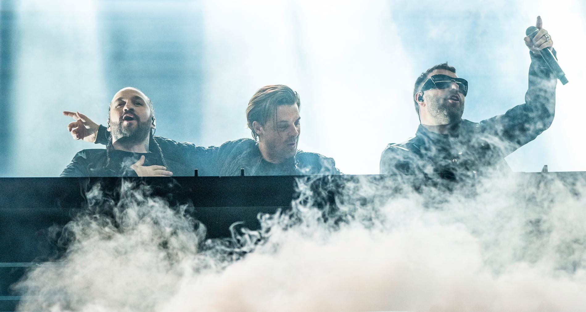 Steve Angello, Axwell och Sebastian Ingrosso i Swedish House Mafia på Coachellafestivalen den 24:e april, 2022. 