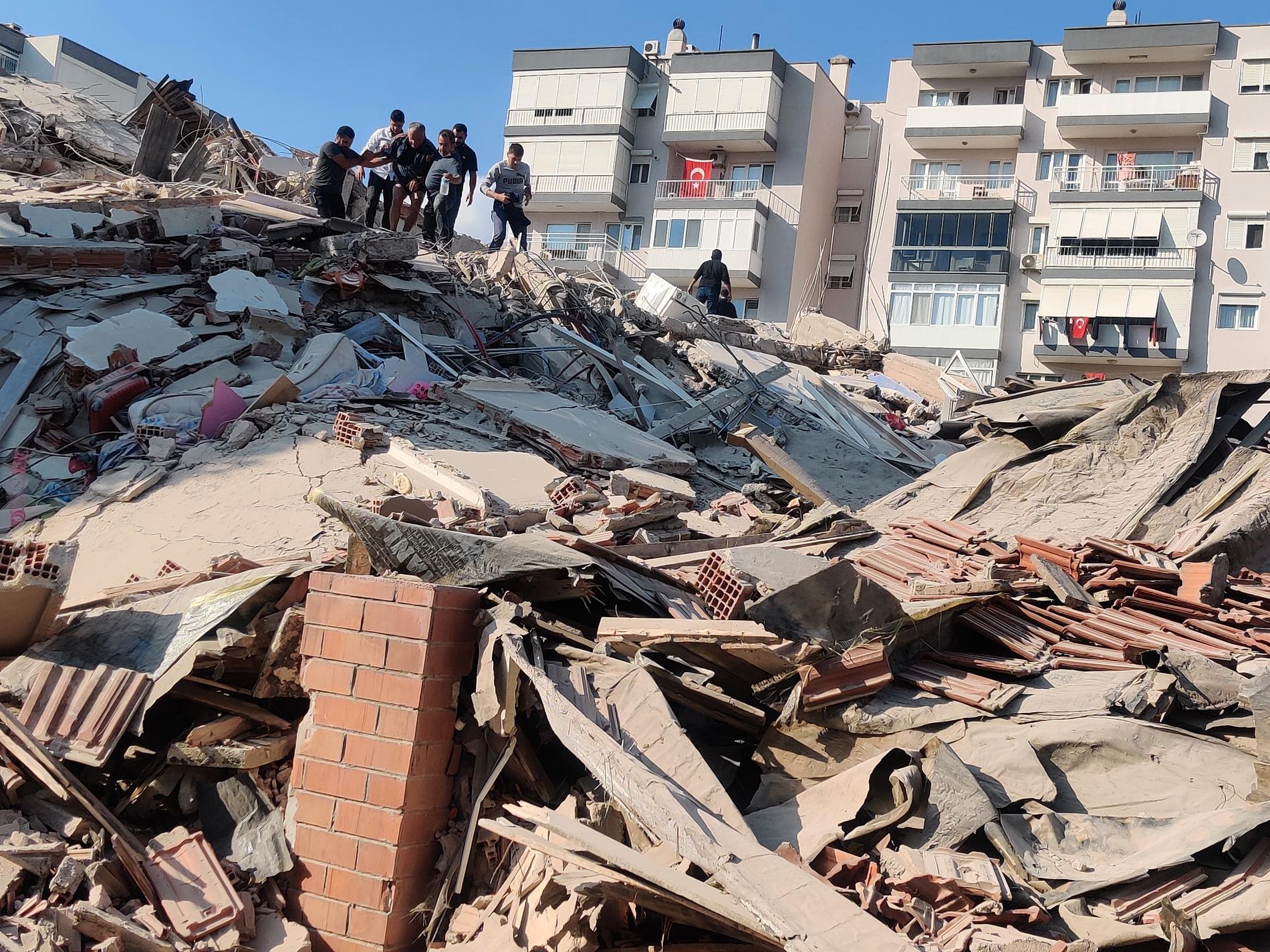 Izmir, Turkiet  efter jordbävningen