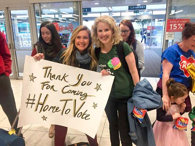 Naomi Lenihan och Fiona Coyle reste liksom så många andra tillbaka till Irland för att rösta om abortlagstiftningen.
