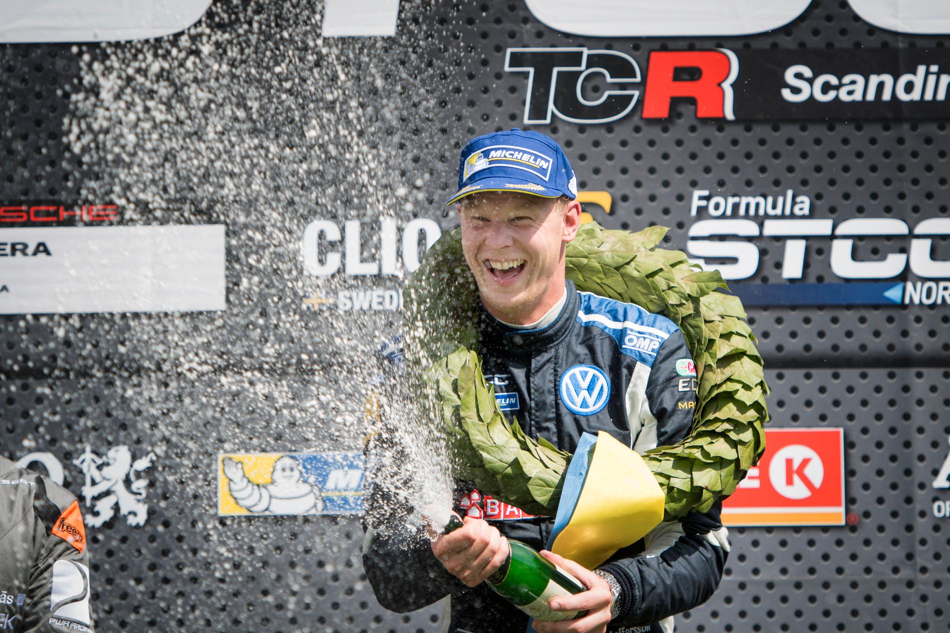 Världsmästaren i rallycross Johan Kristoffersson är en av utmanarna till titeln i årets STCC: Han vann mästartiteln 2012. Arkivbild.