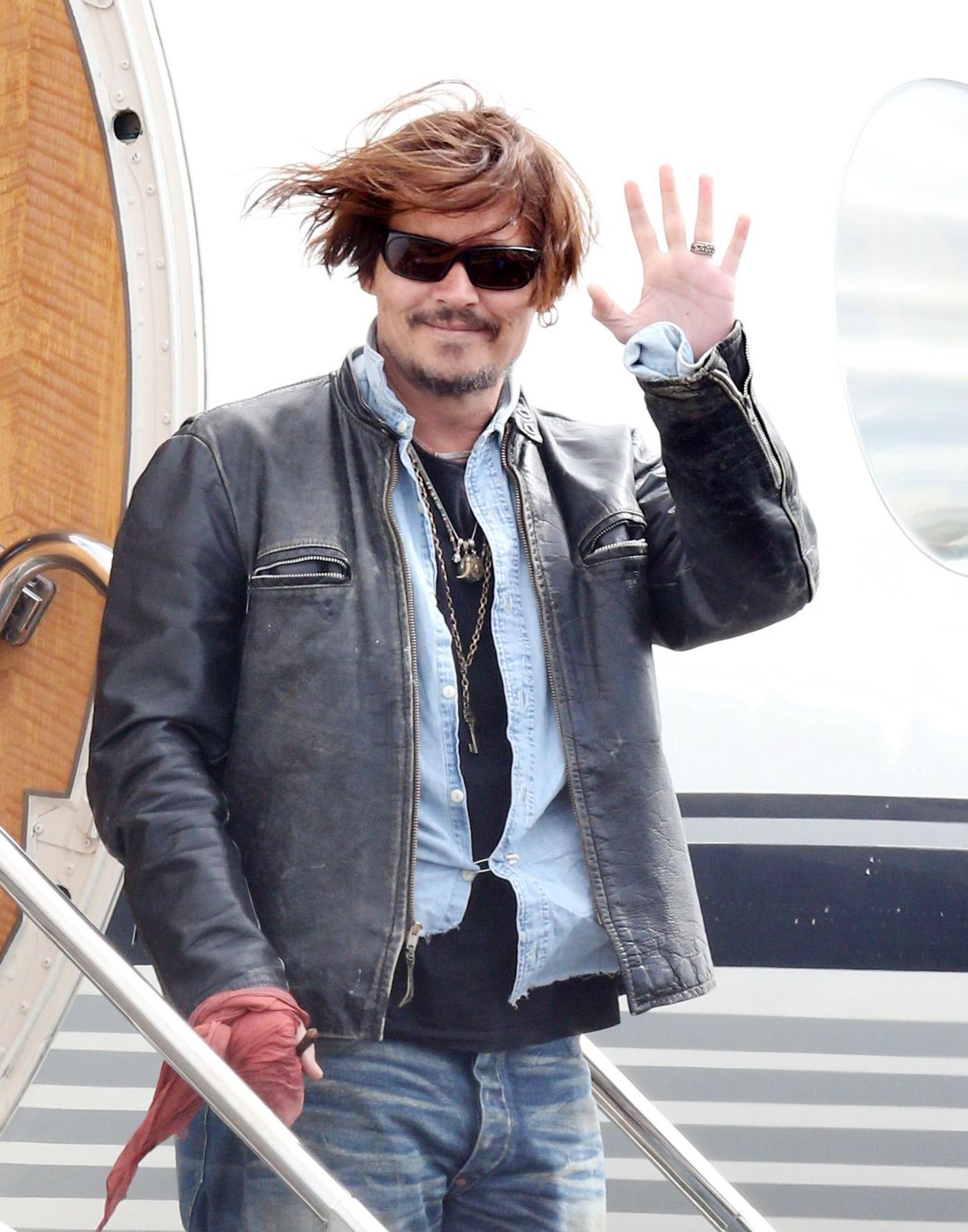 Johnny Depp är kry igen.