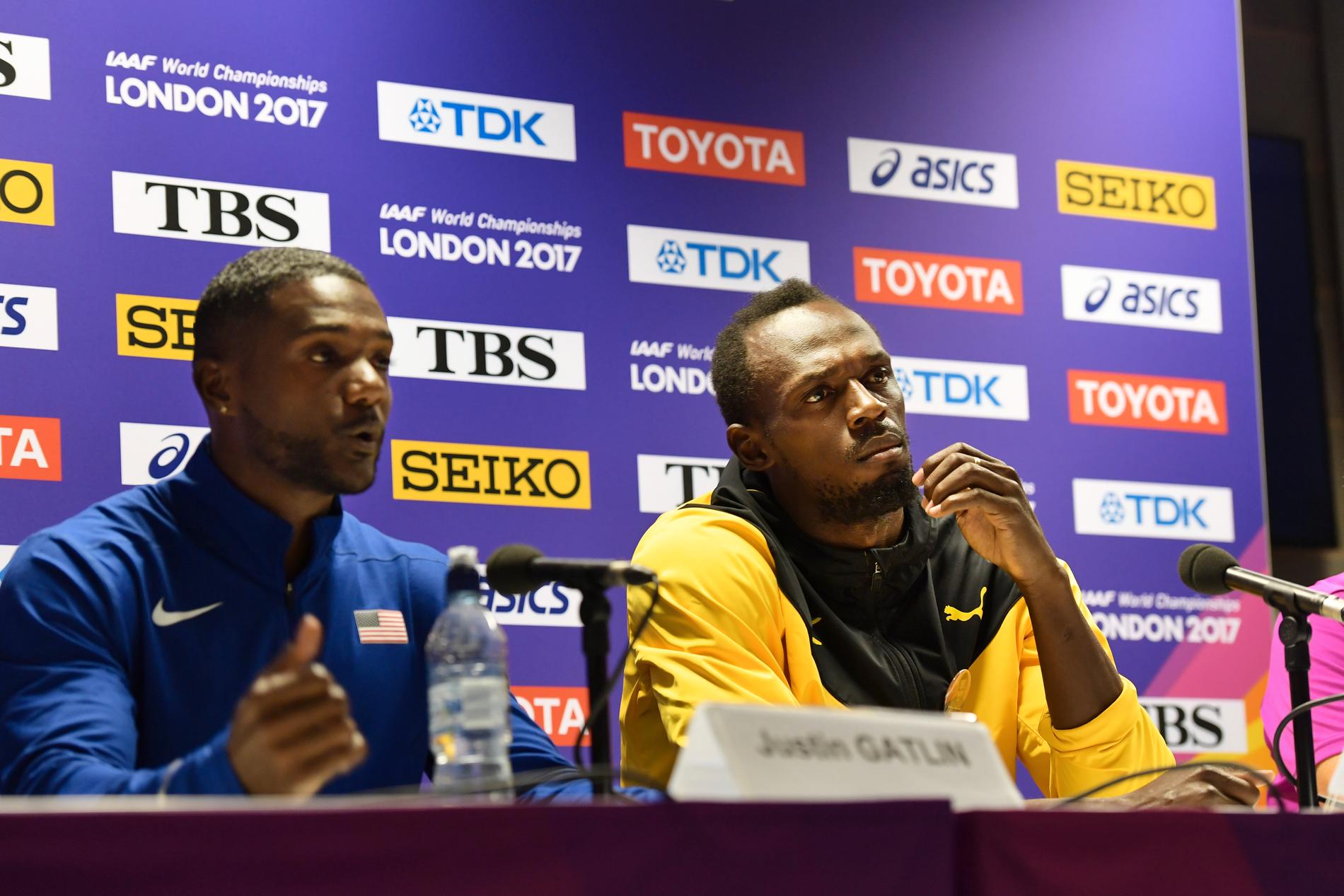 Justin Gatlin och Usain Bolt tog tillsammans emot pressen efter finalen.