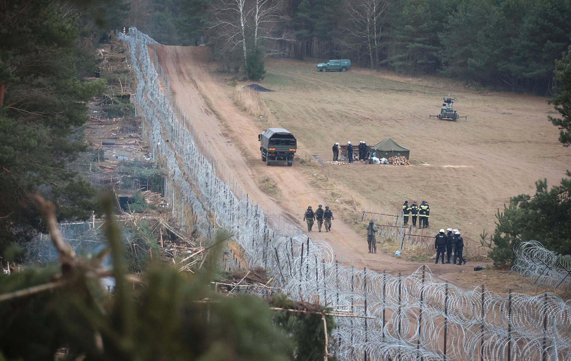Ett övergivet migrantläger vid gränsen mellan Polen och Belarus i november i fjol. Arkivbild.