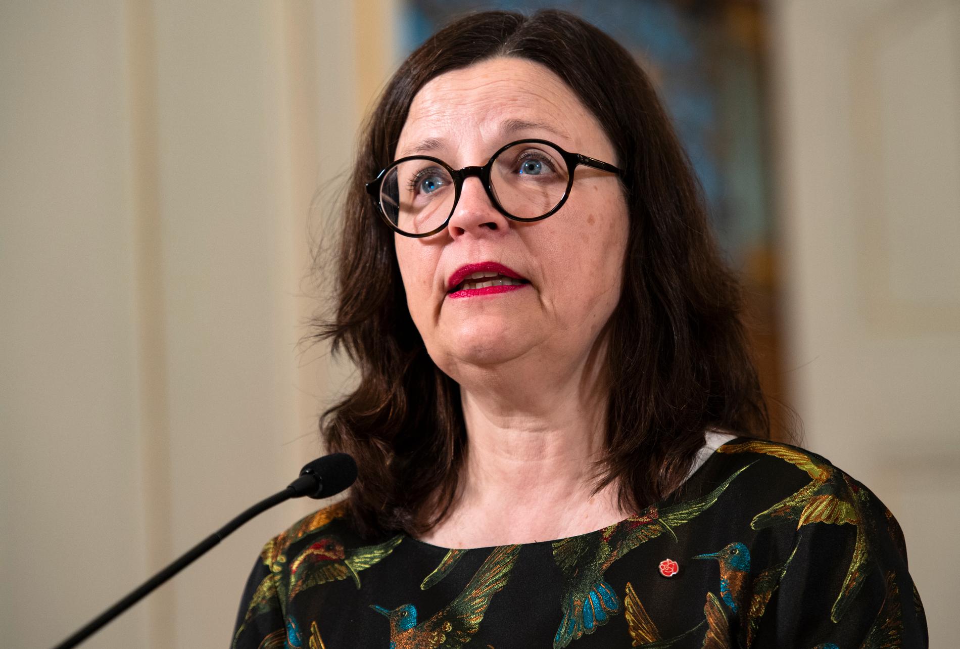 Utbildningsminister Anna Ekström (S) uppger att regeringens bedömning är att studiemedlens totalbelopp är väl avvägt.