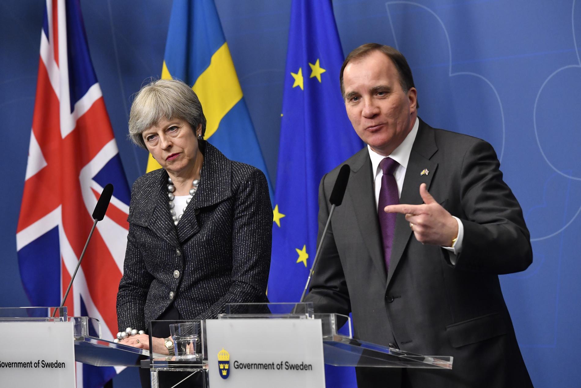 Statsminister Stefan Löfven (S) och Storbritanniens premiärminister Theresa May håller pressträff efter överläggningarna i Rosenbad.