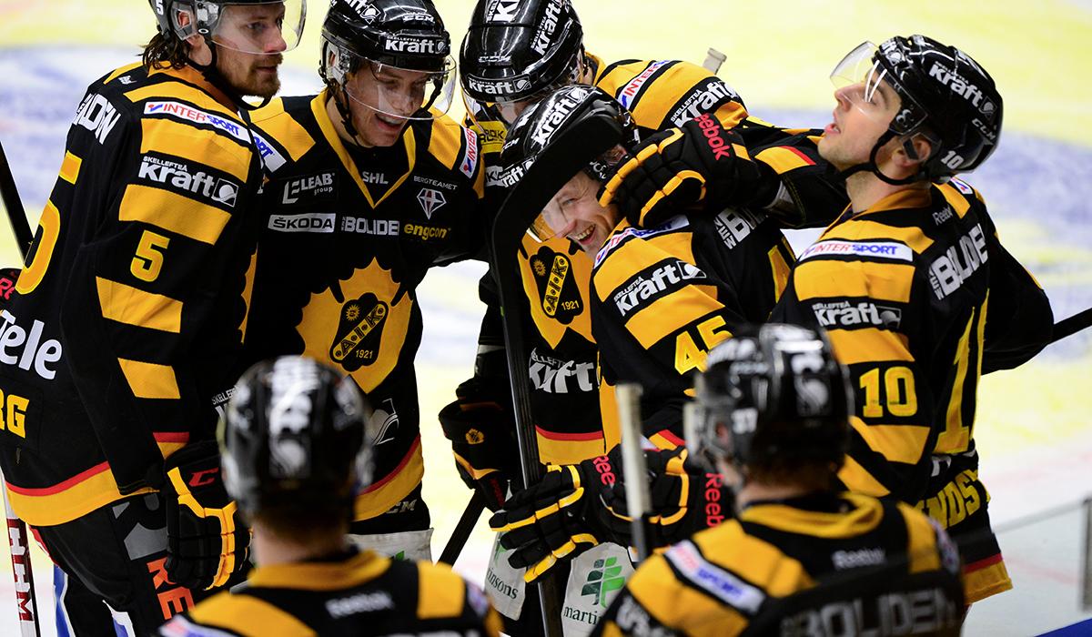 Oscar Möller och Skellefteå krossade Leksand i SHL-hockeyn.