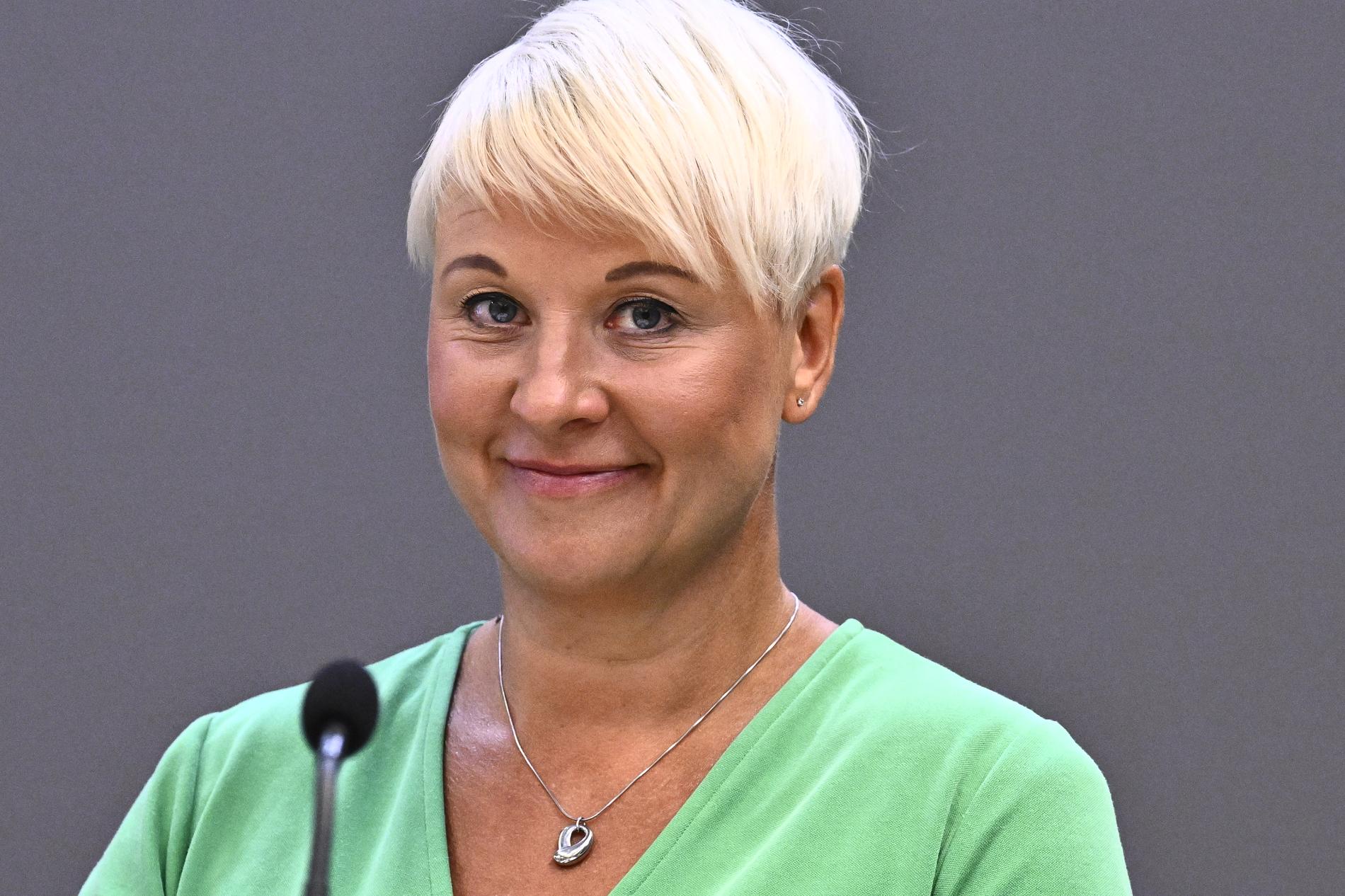 Äldre- och socialförsäkringsminister Anna Tenje (M) planerar infomöten om riksdagens pensionsgrupp och ett slags trohetslöfte från SD, MP och V om de ska få vara med i gruppen som sätter ramarna för det system som styr svenskarnas pensioner. Arkivbild.