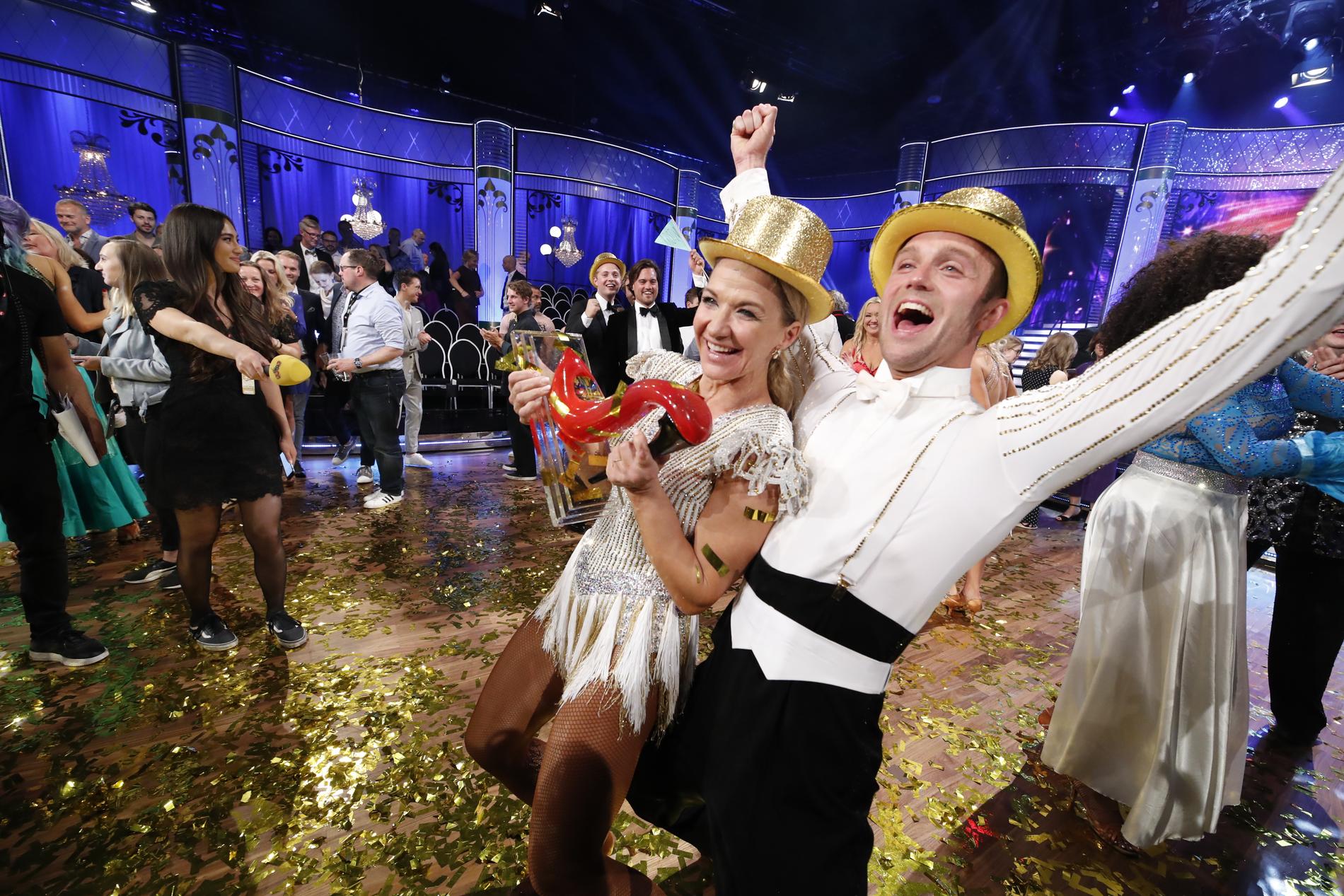 Kristin Kaspersen och Calle Sterner, vinnare av ”Let’s dance”.