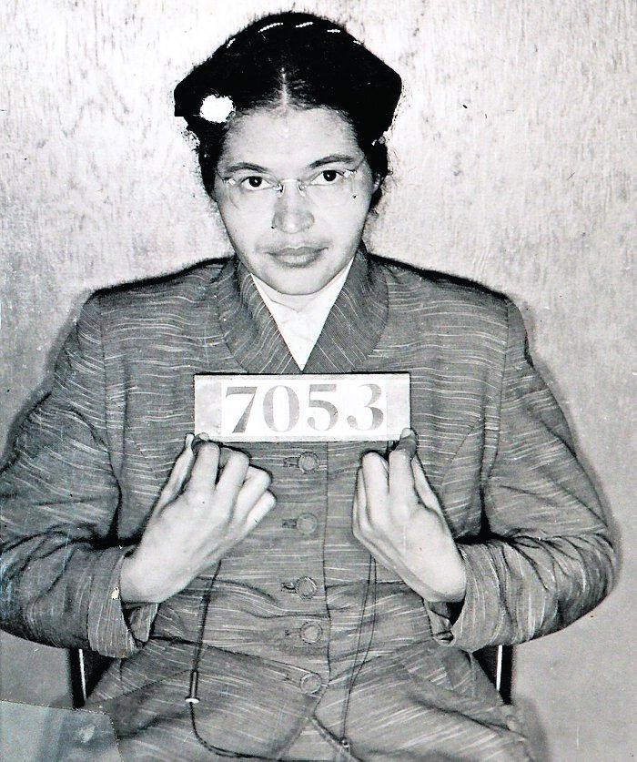 Polisens foto av Rosa Parks efter att hon häktats 1956.