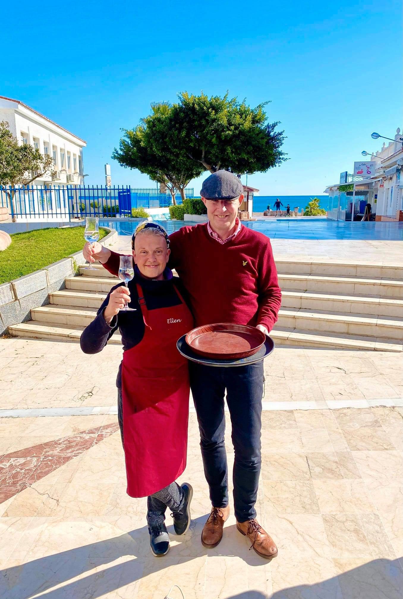 "När kärlek är kryddan!" Så lyder Ellen och Anders Odelius slogan på den egna krogen i spanska Torremolinos. ”Livsförändringen har gett oss ett enklare liv, både yrkesmässigt och privat.”