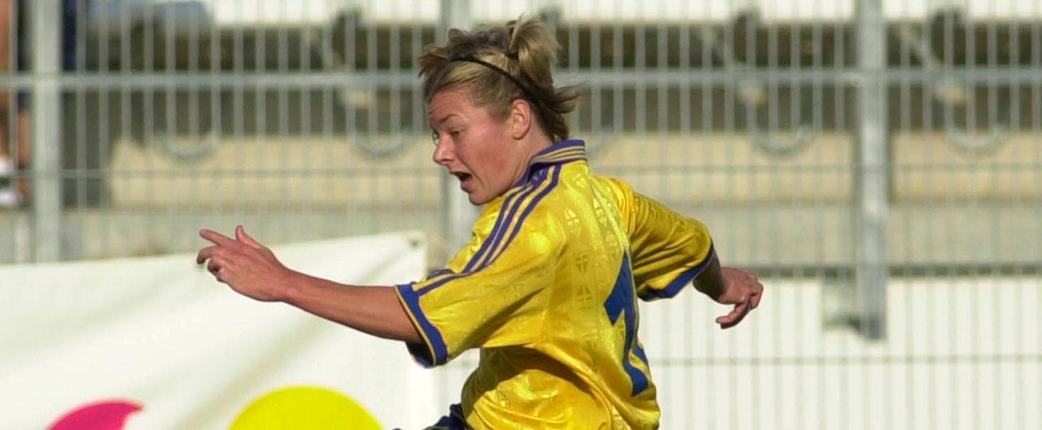 Tina Nordlund i landslagsdressen under Algarve Cup 2000.