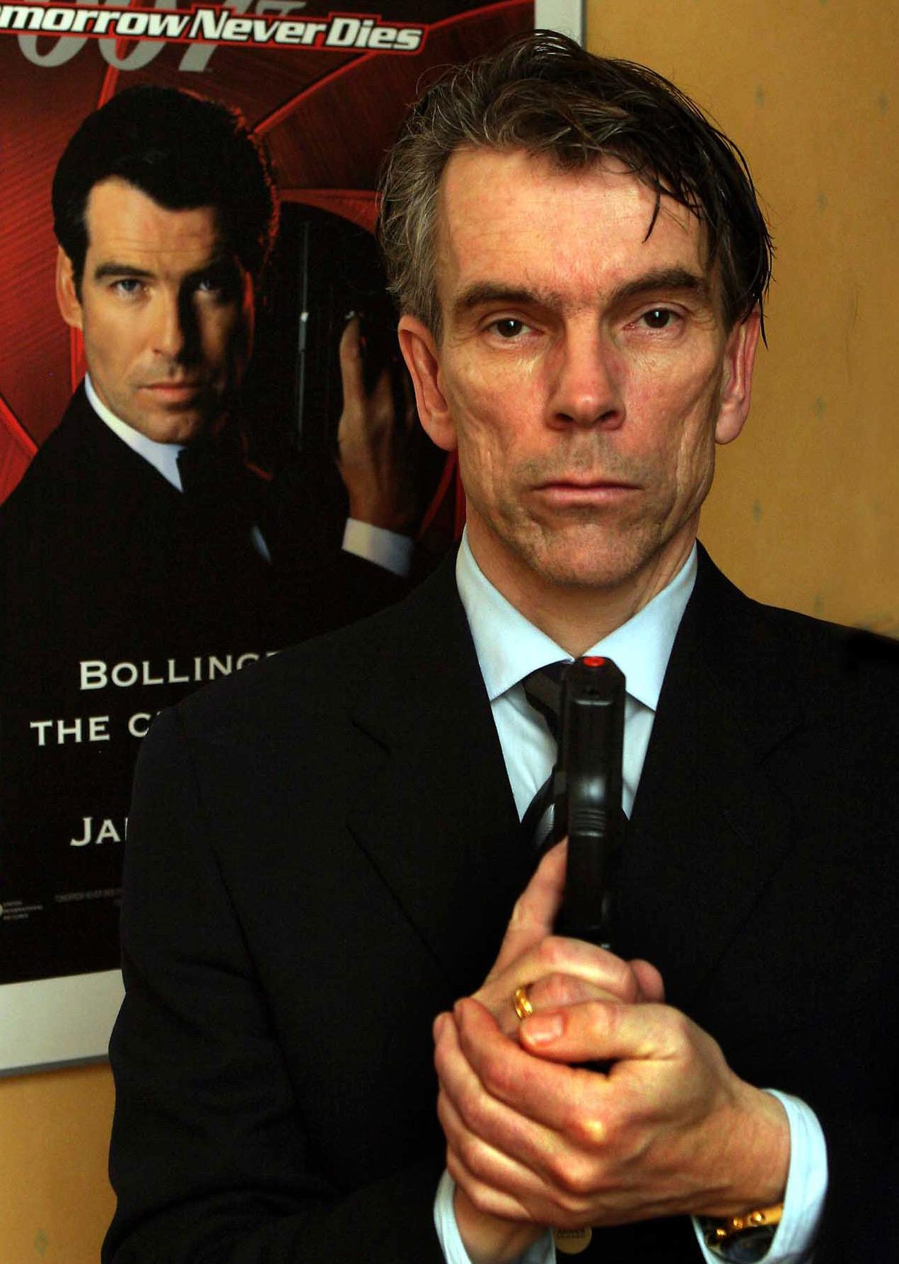Gunnar Schäfer, numera James Bond, driver ett James Bond museum