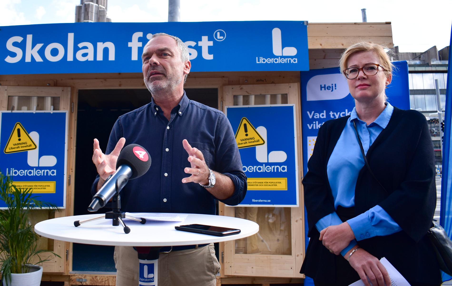 Liberalerna Jan Björklund och Anna Starbrink, landstingsråd i Stockholms läns landsting.