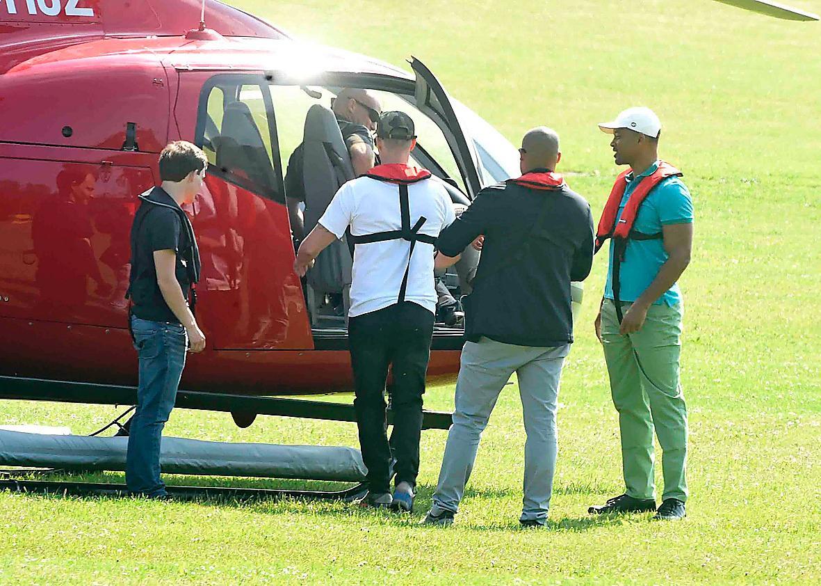 Will Smith och Joel Kinnaman tog en helikopter från Gärdet i Stockholm till Gotland, där de spelade golf i slutet av juni.