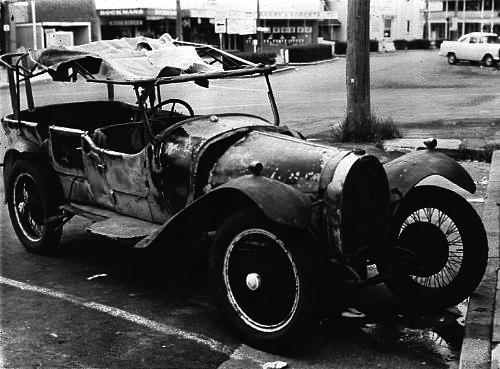 Odaterad bild på bilen, förmodligen sent 1950-tal ellet tidigt 1960-tal. Foto: Bonhams