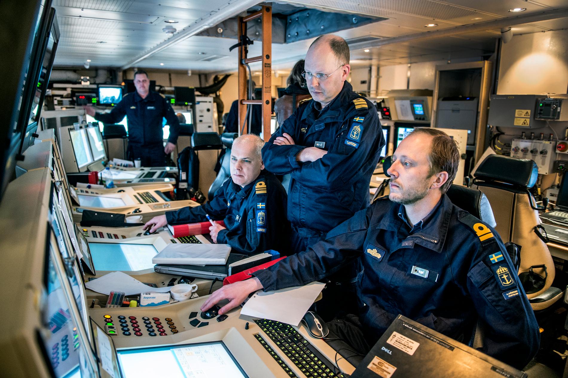 Stridsledningscentralen ombord pÂ Visbykorvetten HMS Helsingborg i samband med en militärövning 2015.