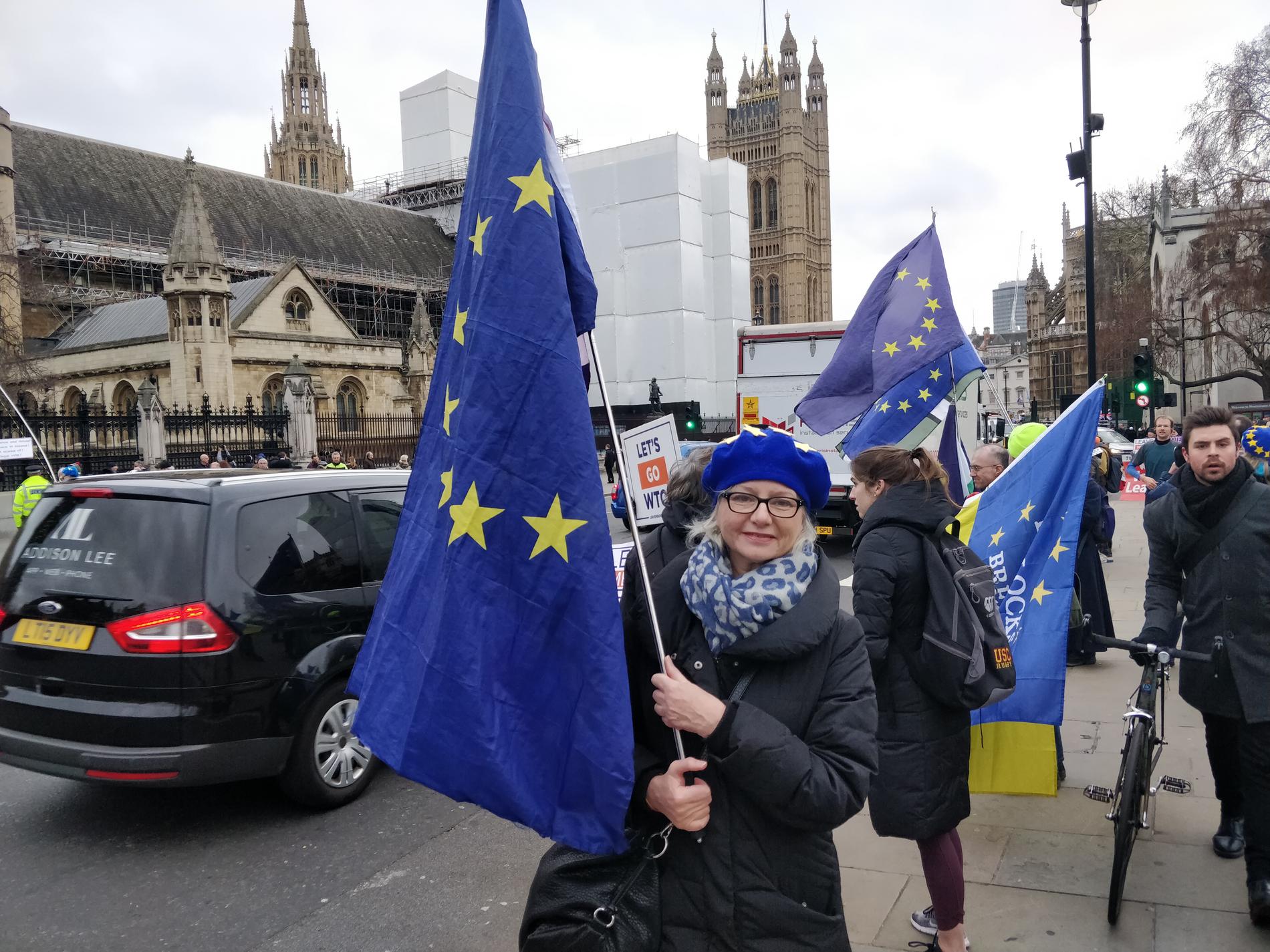 Lisa Stux, 64, vill att Storbritannien stannar i EU.