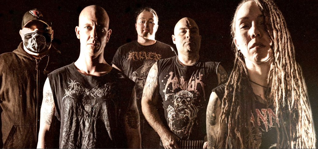  Århus-kvintetten Panzerchrist bemästrar en blandning av dödsmetall och black metal.