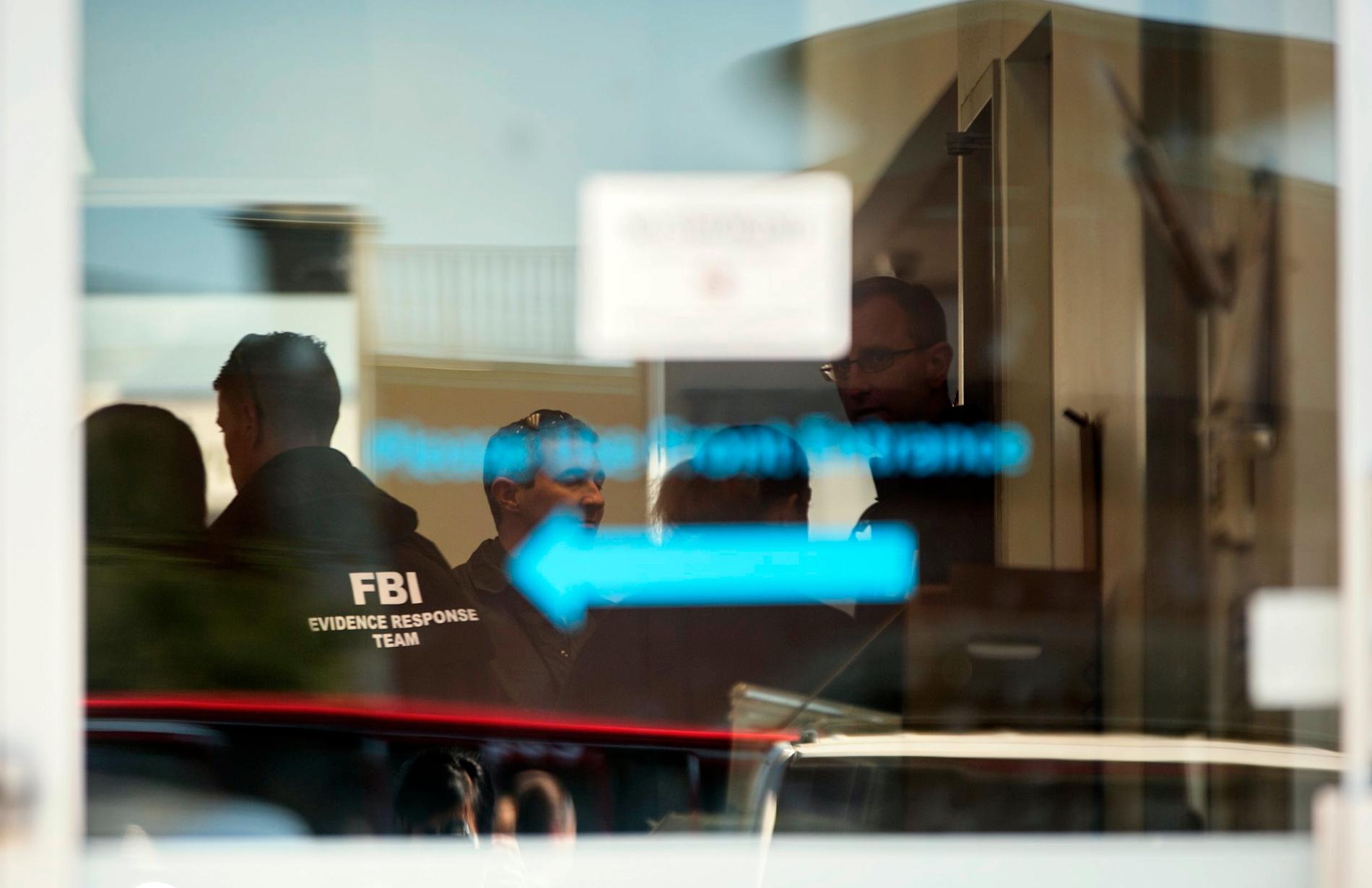 FBI-personal under arbete i ett annat fall i Austin i Texas tidigare i mars. Arkivbild.